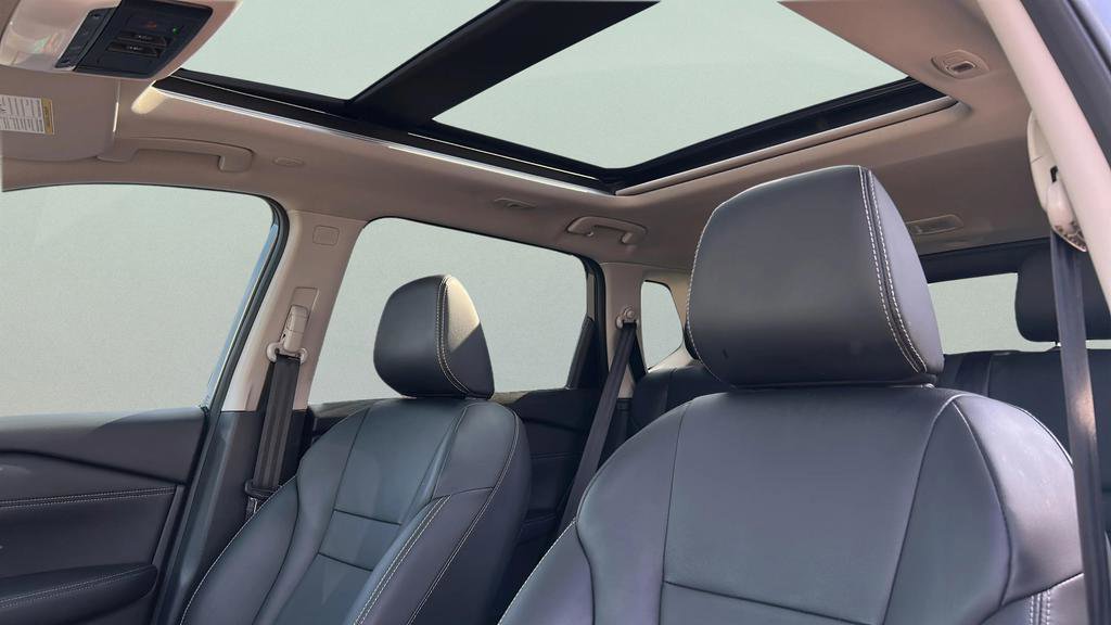 Used 2024 Nissan Rogue SL w/ SL Premium Package image 18