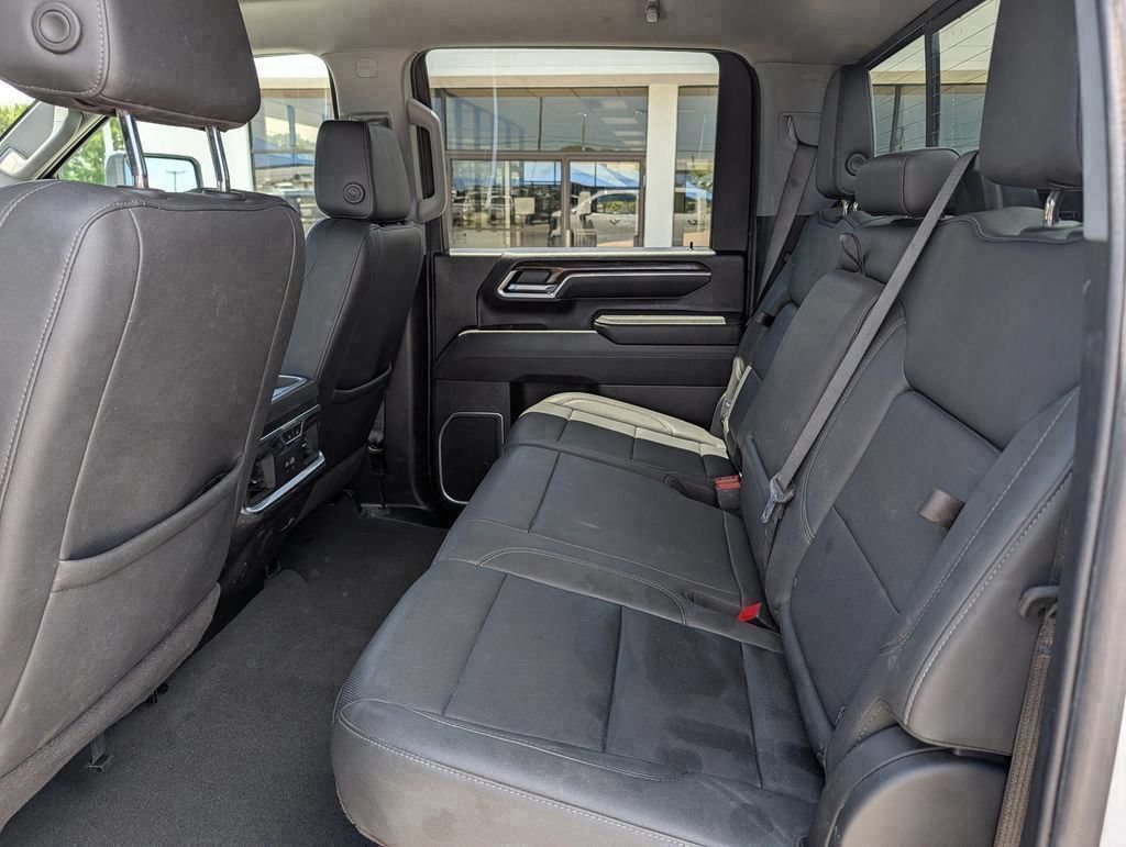 Used 2025 GMC Sierra 2500 SLT w/ SLT Convenience Package AWD/4WD image 45
