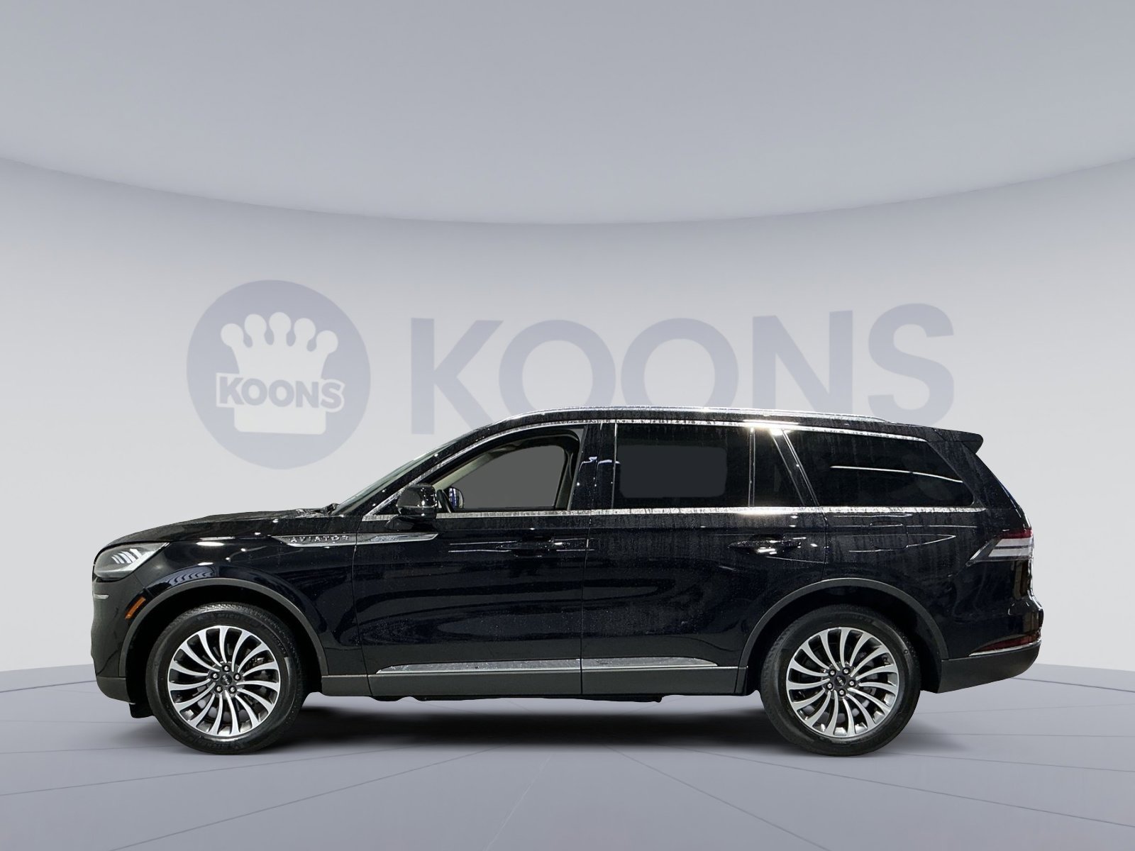 Used 2024 Lincoln Aviator AWD w/ Premium Package image 13