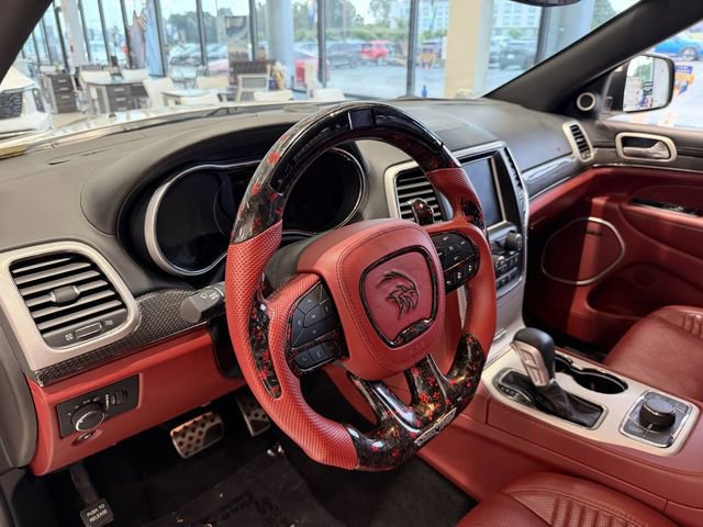 Used 2018 Jeep Grand Cherokee Trackhawk AWD/4WD image 16