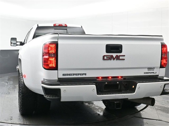 Used 2018 GMC Sierra 3500 Denali w/ Duramax Plus Package image 9