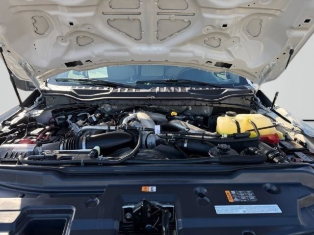 Used 2022 Ford F550 4x4 Crew Cab Super Duty image 43