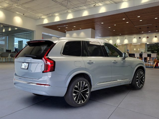 New 2026 Volvo XC90 B6 Plus w/ Protection Package Premier AWD/4WD image 4