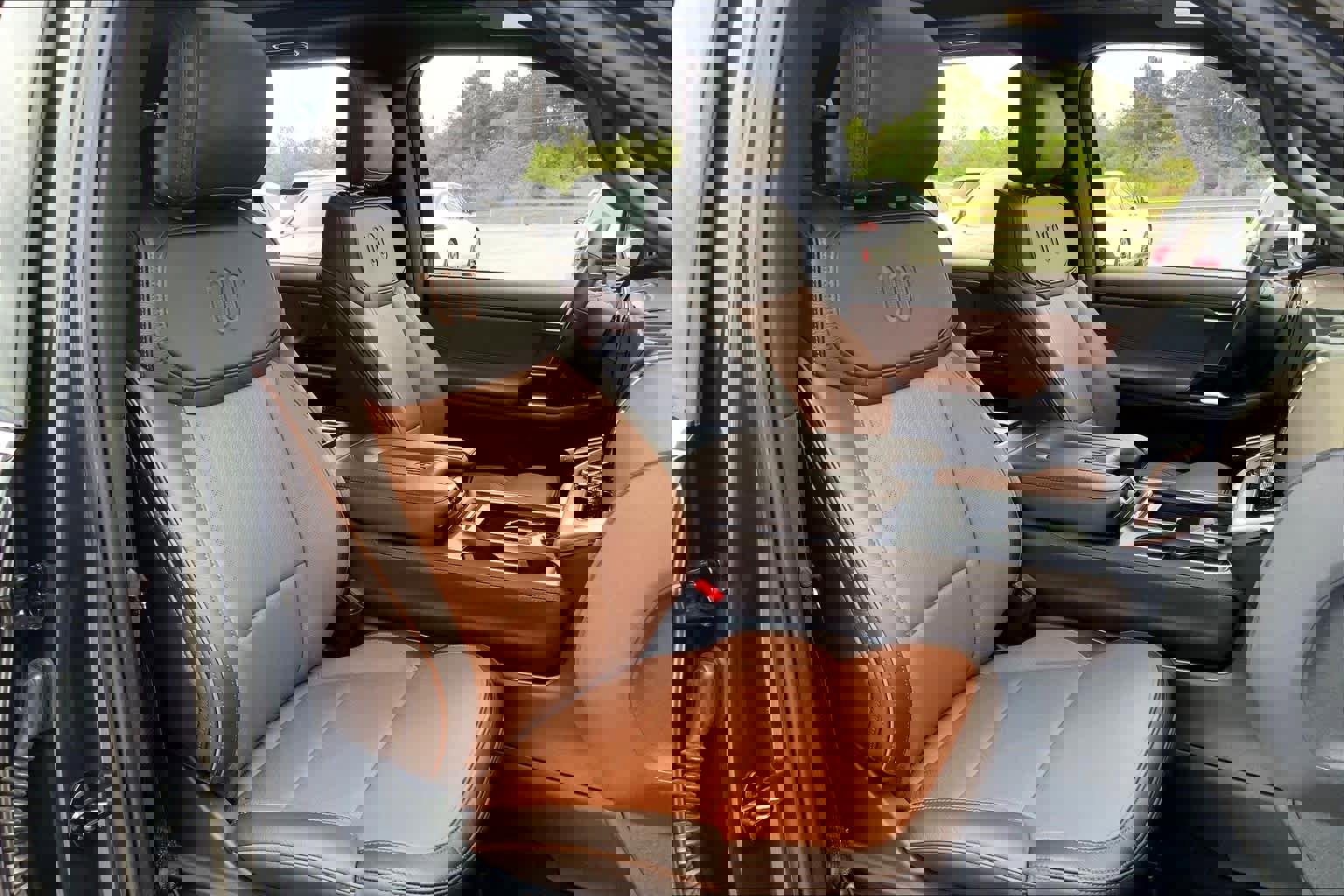 Used 2025 Ford Expedition King Ranch image 8