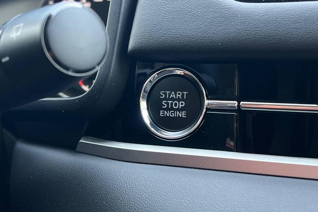 New 2026 Mitsubishi Outlander SE FWD image 24