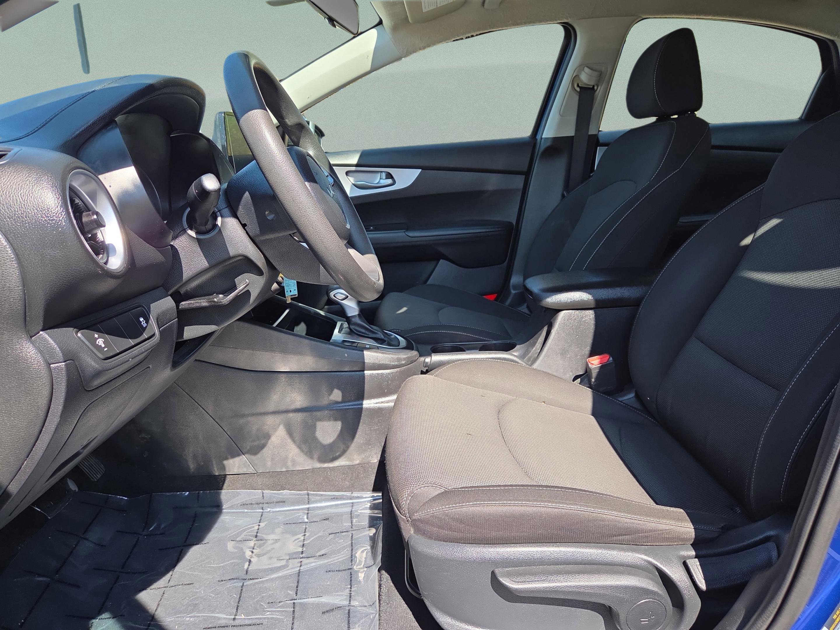 Used 2024 Kia Forte LXS image 25