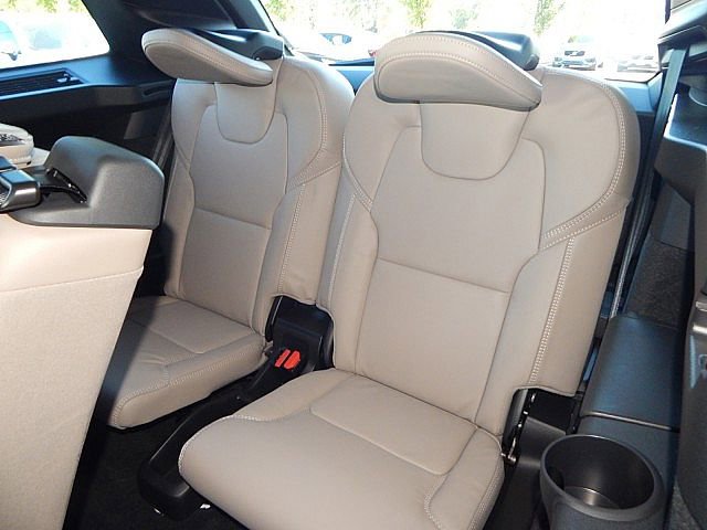 Certified 2026 Volvo XC90 B6 Ultra image 14