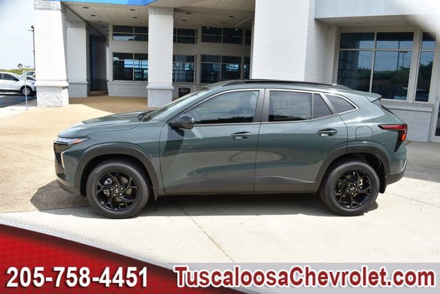 New 2026 Chevrolet Trax LT w/ Midnight Edition FWD image 6
