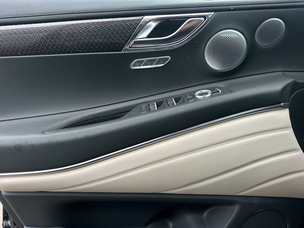 New 2026 Genesis GV80 3.5T e-SC image 11