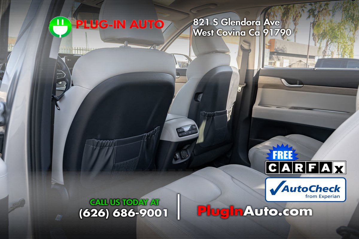 Used 2022 Hyundai Palisade SEL w/ Premium Package FWD image 9