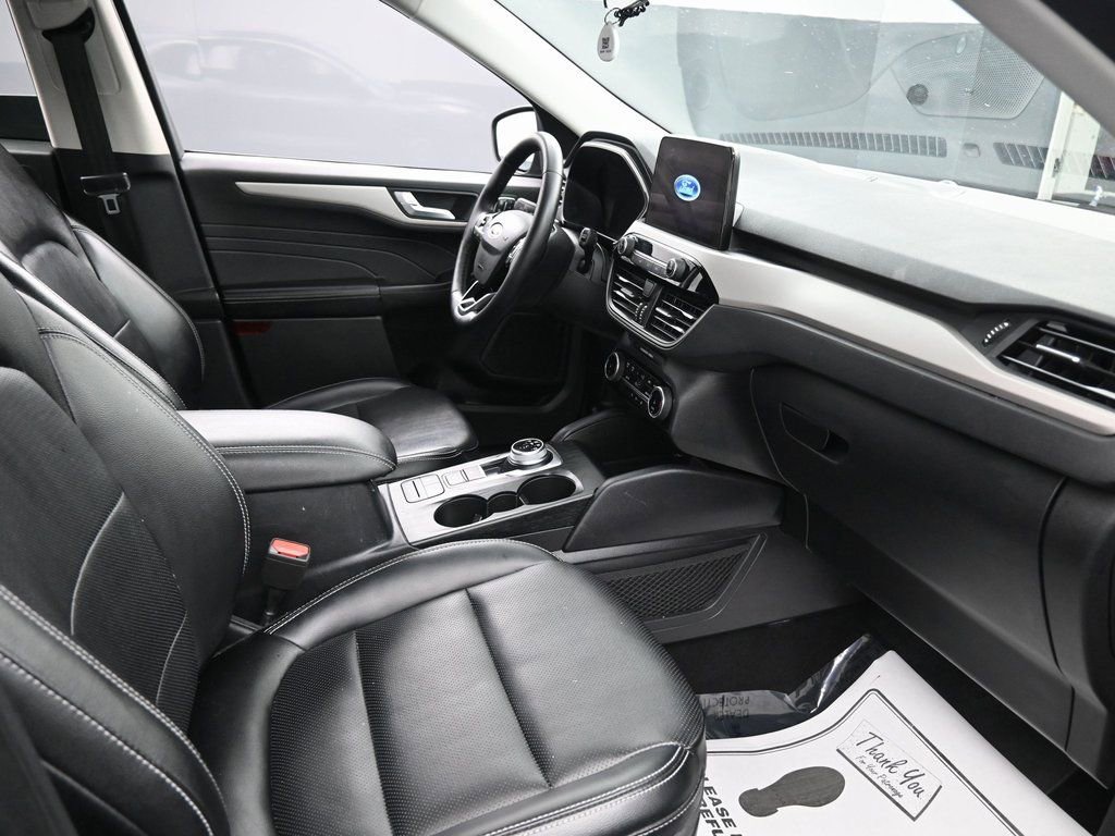 Used 2022 Ford Escape SEL w/ Technology Package image 38