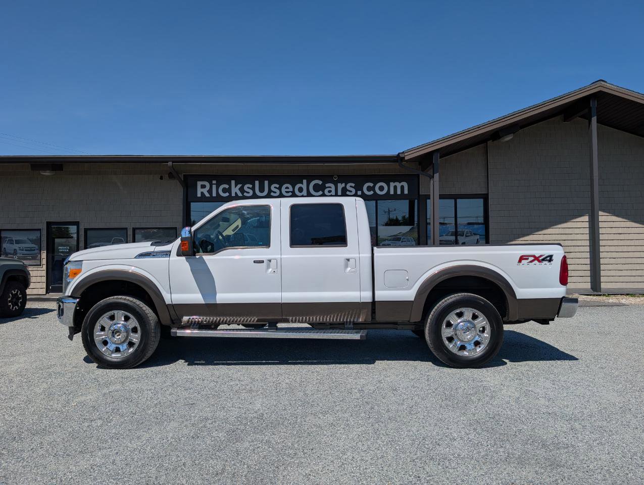 Used 2016 Ford F250 Lariat w/ Lariat Ultimate Package AWD/4WD image 8