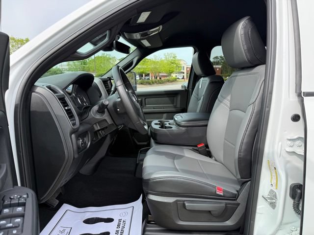 New 2026 RAM 3500 Tradesman AWD/4WD image 15