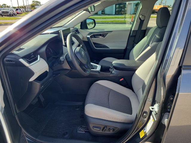 Used 2023 Toyota RAV4 XLE w/ Convenience Package image 21