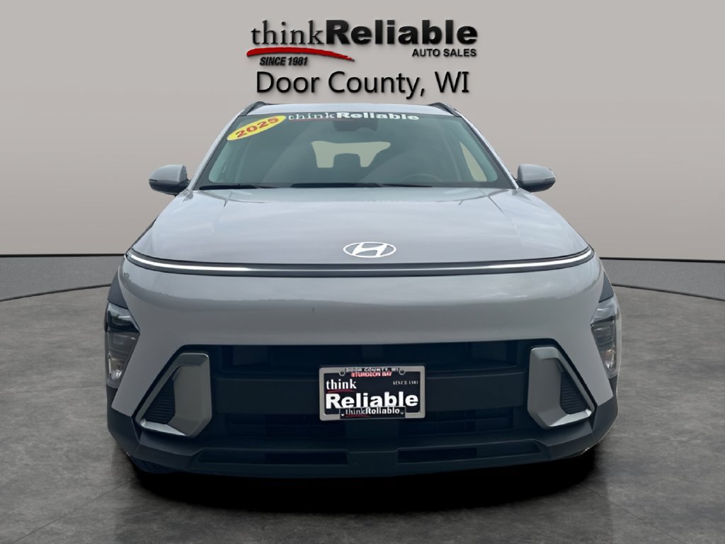 Used 2025 Hyundai Kona SEL AWD/4WD image 8