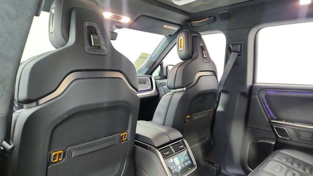 Used 2022 Rivian R1S Launch Edition image 35