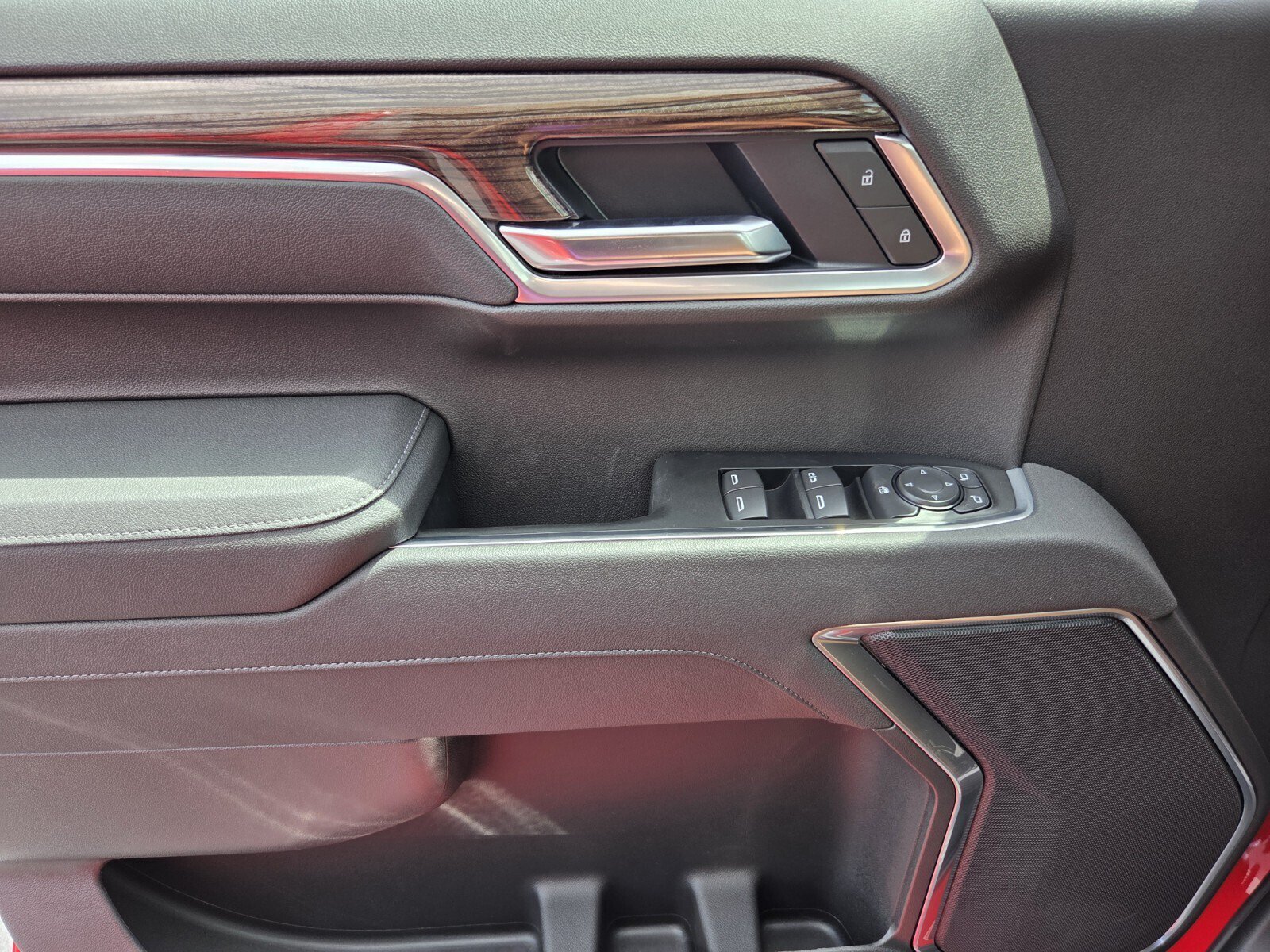 New 2026 Chevrolet Silverado 1500 LT AWD/4WD image 11