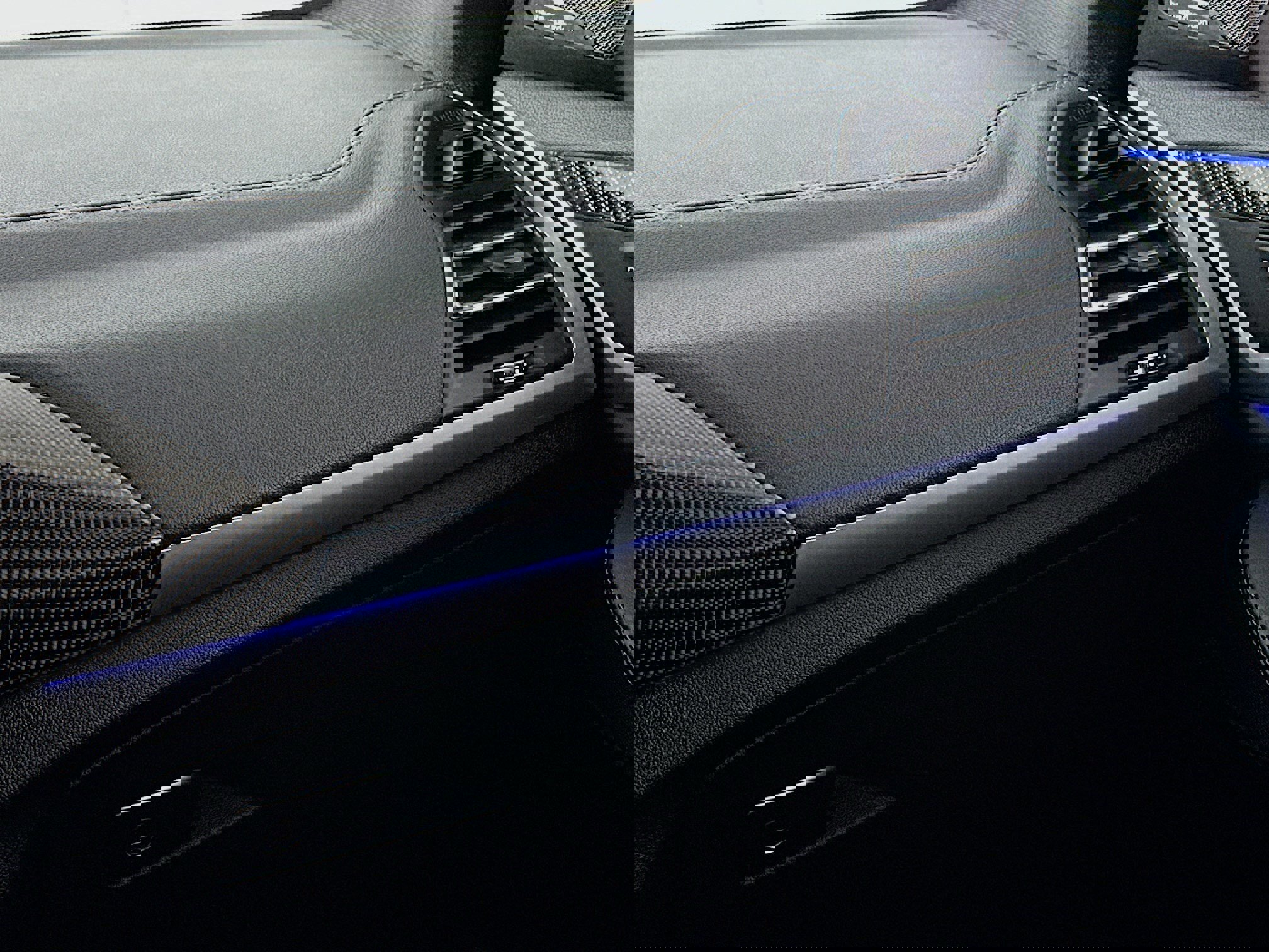 Used 2022 BMW X4 M w/ Competition Package image 15