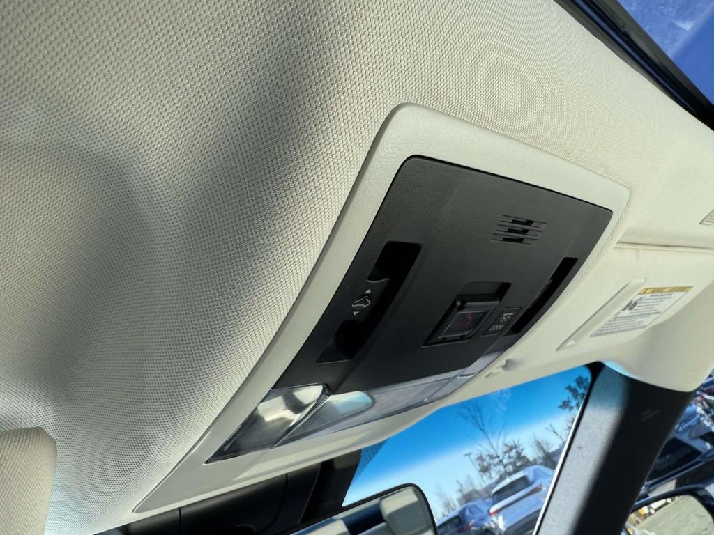 Used 2022 Lexus ES 350 w/ Premium Package image 26