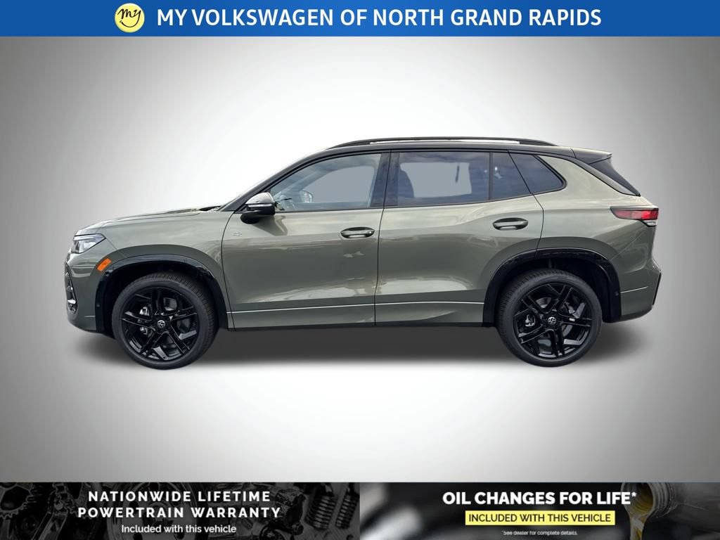 New 2026 Volkswagen Tiguan SE R-Line AWD/4WD image 2