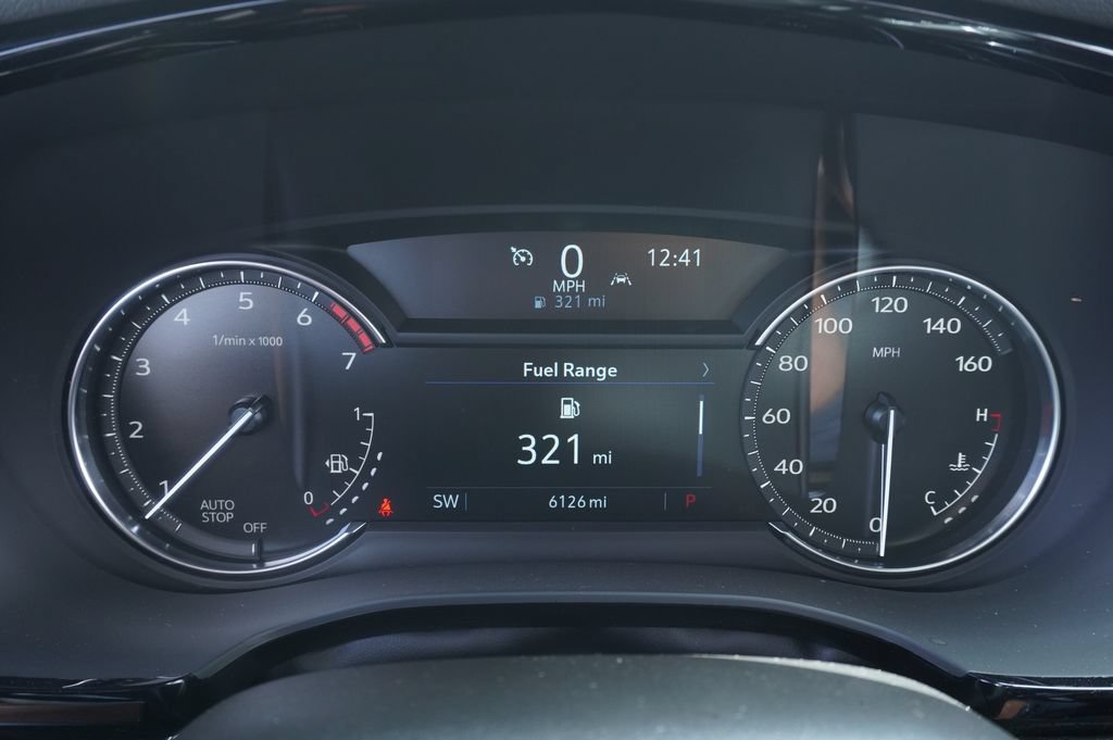 Certified 2025 Cadillac XT6 Luxury FWD image 22