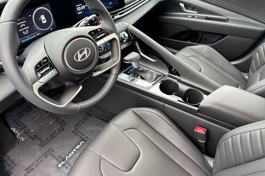 New 2026 Hyundai Elantra Limited image 8