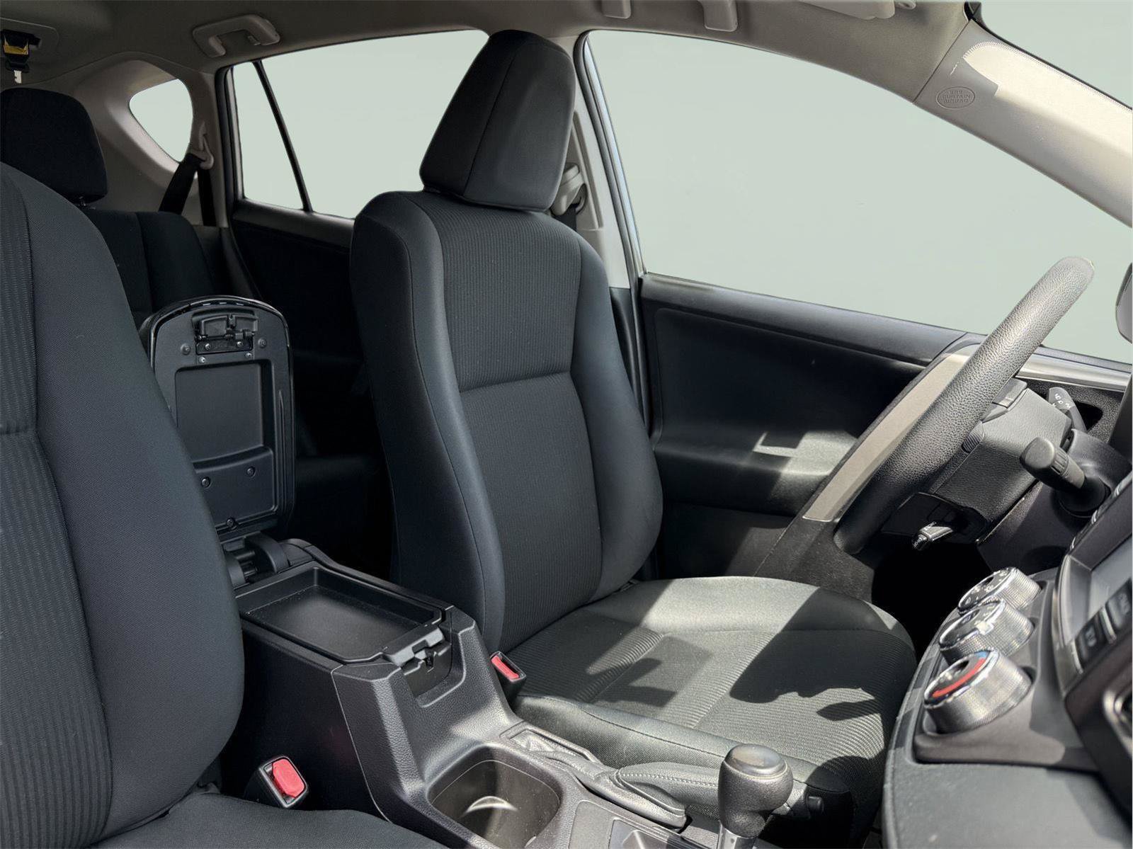Used 2016 Toyota RAV4 LE AWD/4WD image 22