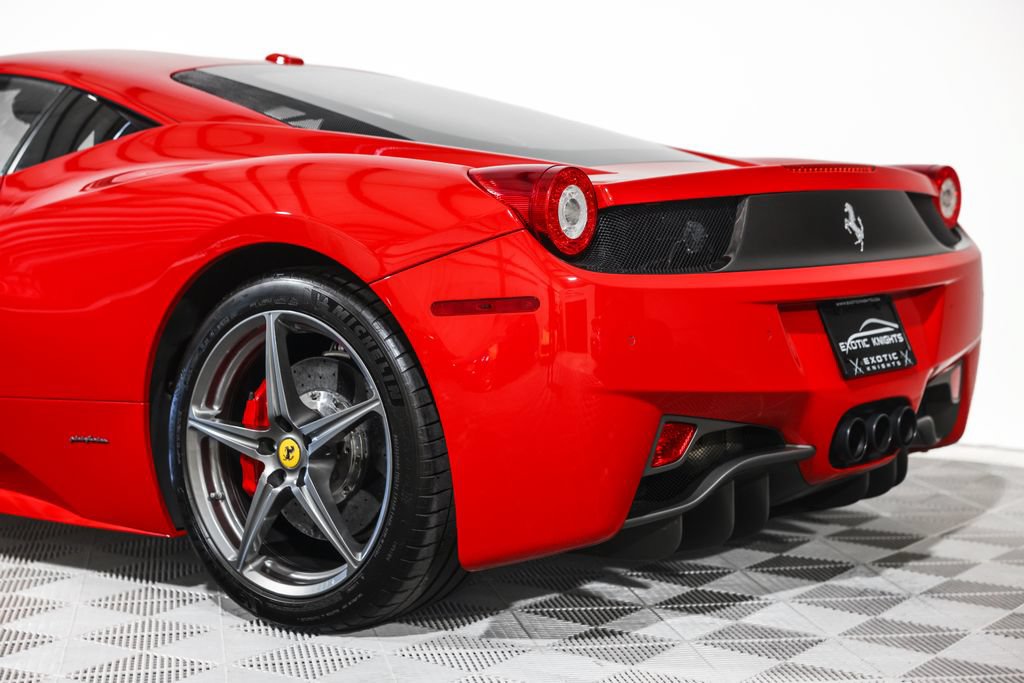 Used 2014 Ferrari 458 Italia Coupe RWD image 19
