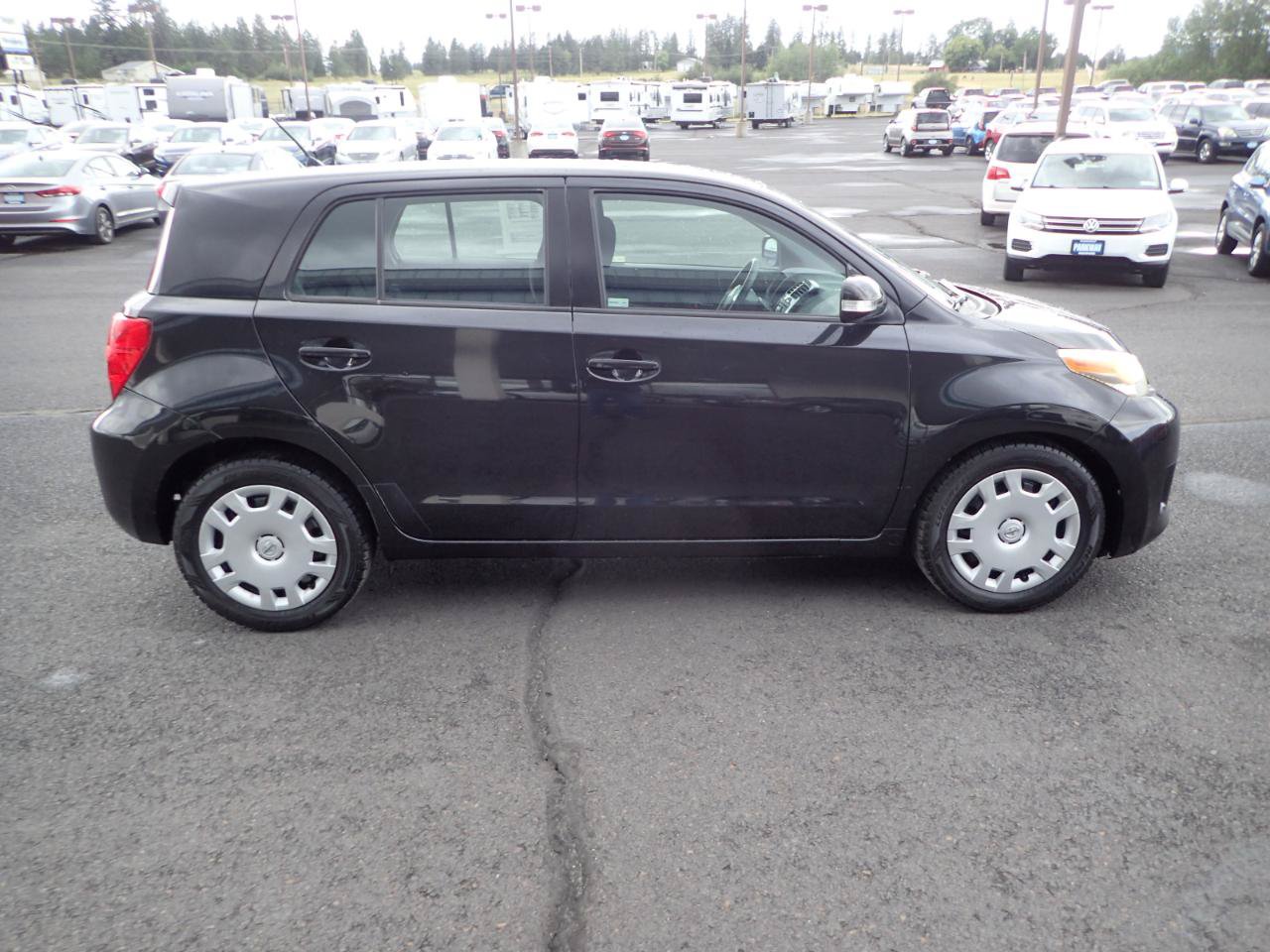 Used 2010 Scion xD FWD image 6