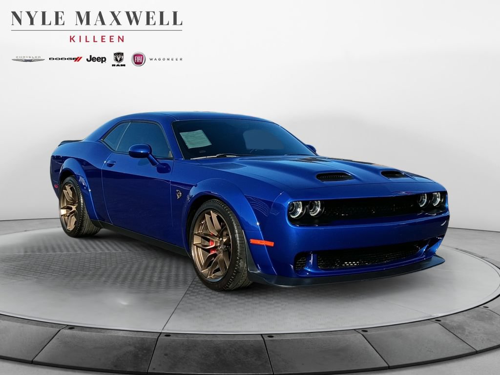 Used 2022 Dodge Challenger SRT Hellcat RWD image 2