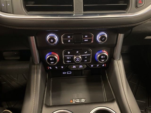 Used 2023 GMC Yukon XL SLT image 13
