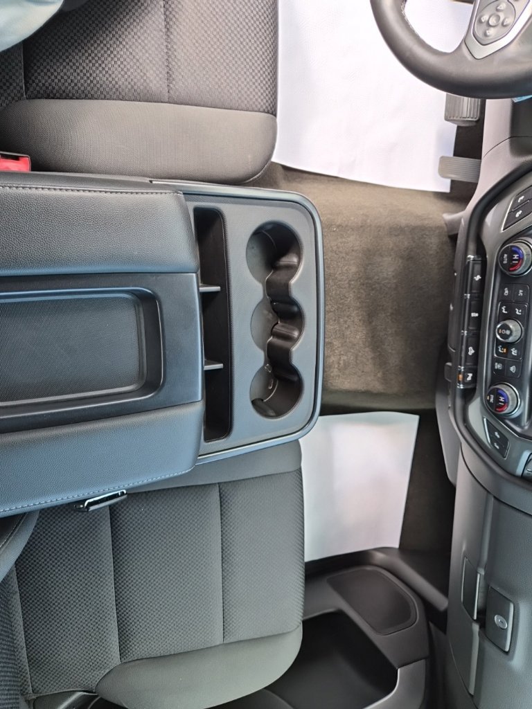 Used 2018 Chevrolet Silverado 1500 LT w/ All Star Edition AWD/4WD image 29