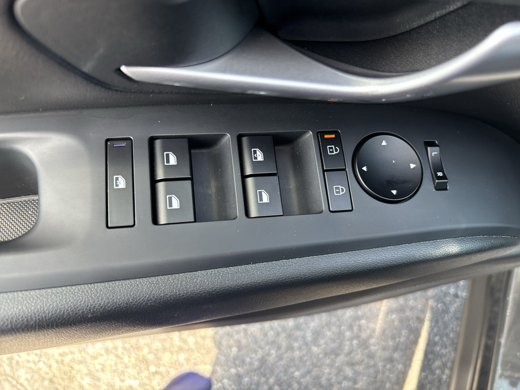 Certified 2025 Hyundai Santa Cruz SE AWD/4WD image 14