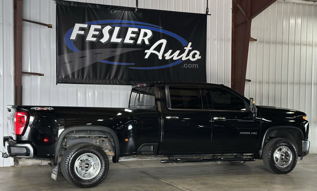 Used 2021 Chevrolet Silverado 3500 LTZ w/ LTZ Plus Package image 15