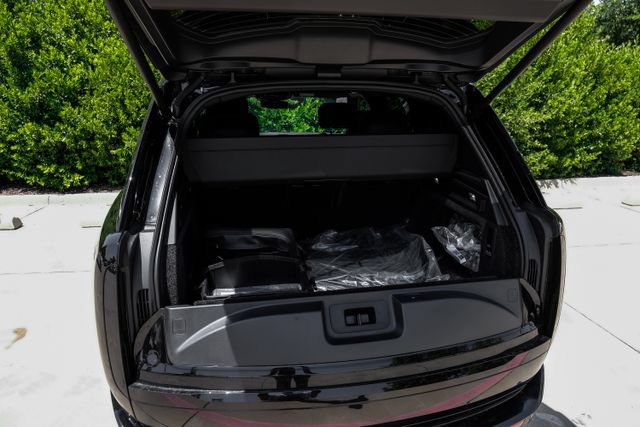 New 2026 Land Rover Range Rover SV AWD/4WD image 68