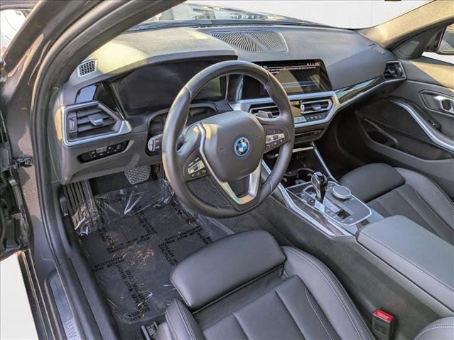 Used 2022 BMW 330e w/ Driving Assistance Package image 10