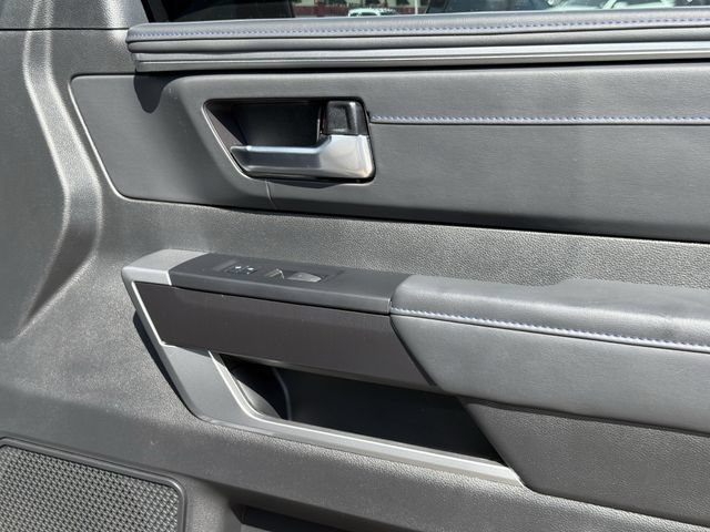 Used 2024 Toyota Tundra Platinum AWD/4WD image 30