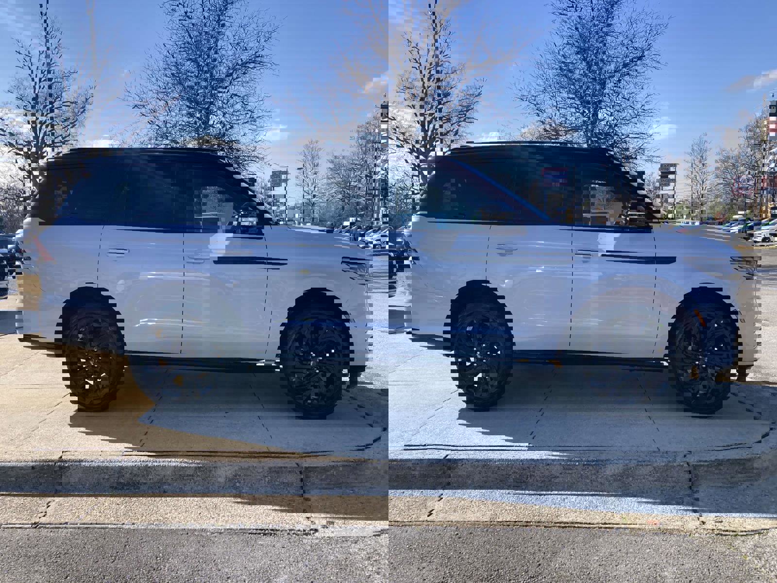 New 2025 Lincoln Navigator Black Label image 2