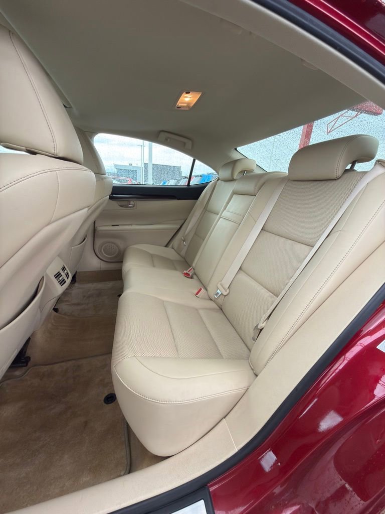 Used 2015 Lexus ES 350 350 w/ Premium Package image 17