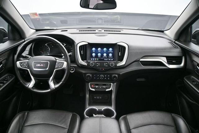 Used 2022 GMC Terrain SLT w/ Infotainment Package II FWD image 12
