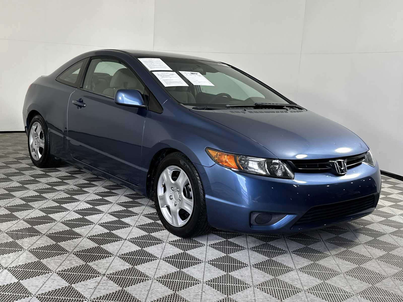 Used 2007 Honda Civic LX image 2