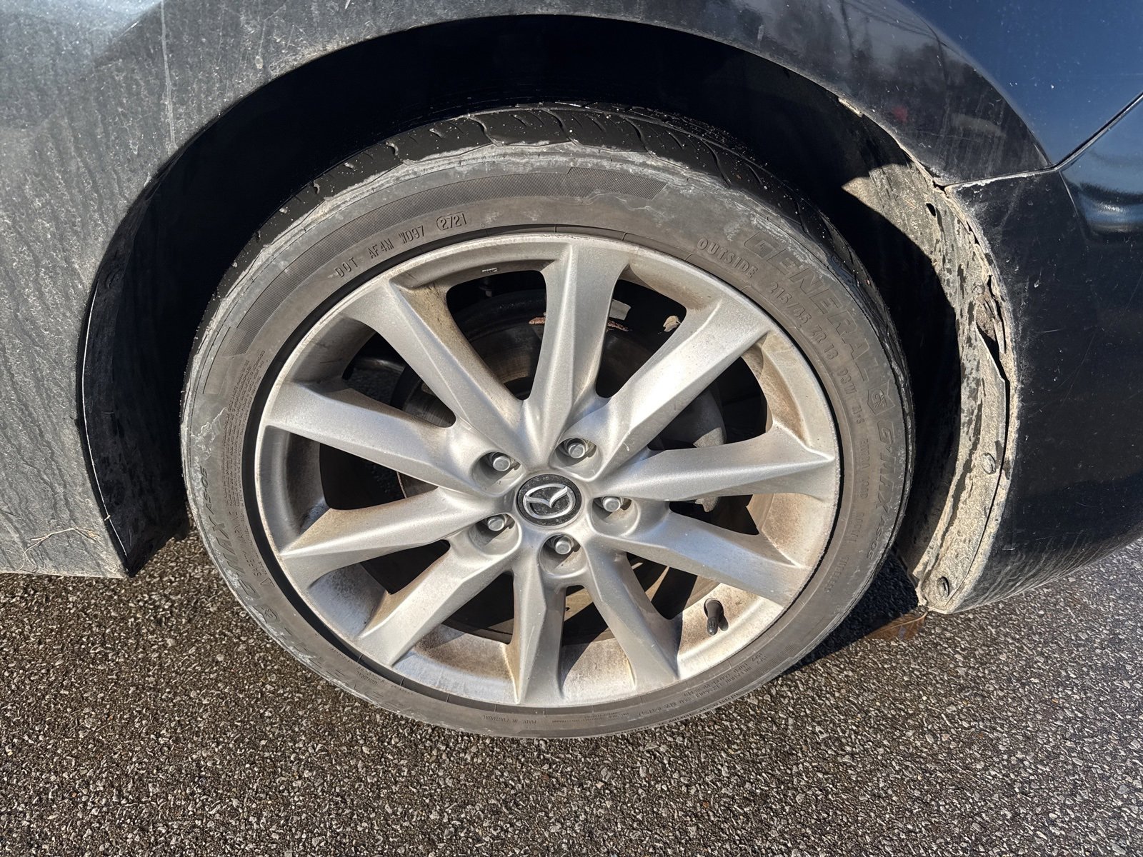 Used 2017 MAZDA MAZDA3 Grand Touring image 4