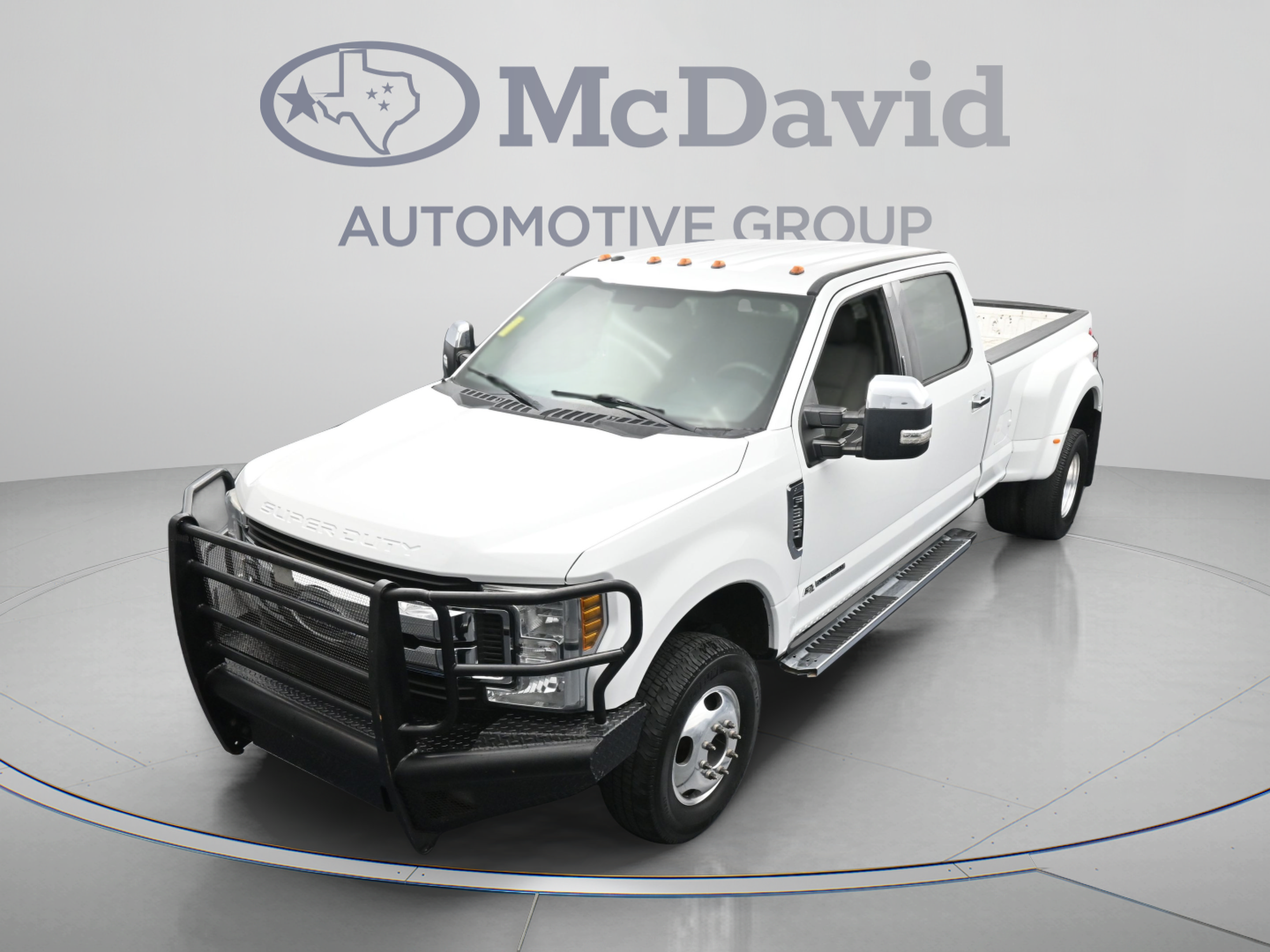 Used 2019 Ford F350 XLT w/ XLT Premium Package AWD/4WD image 34