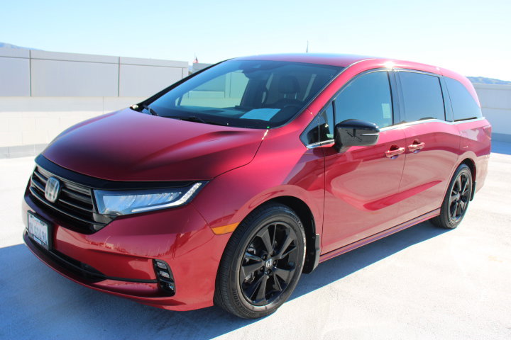 Used 2024 Honda Odyssey Sport image 6