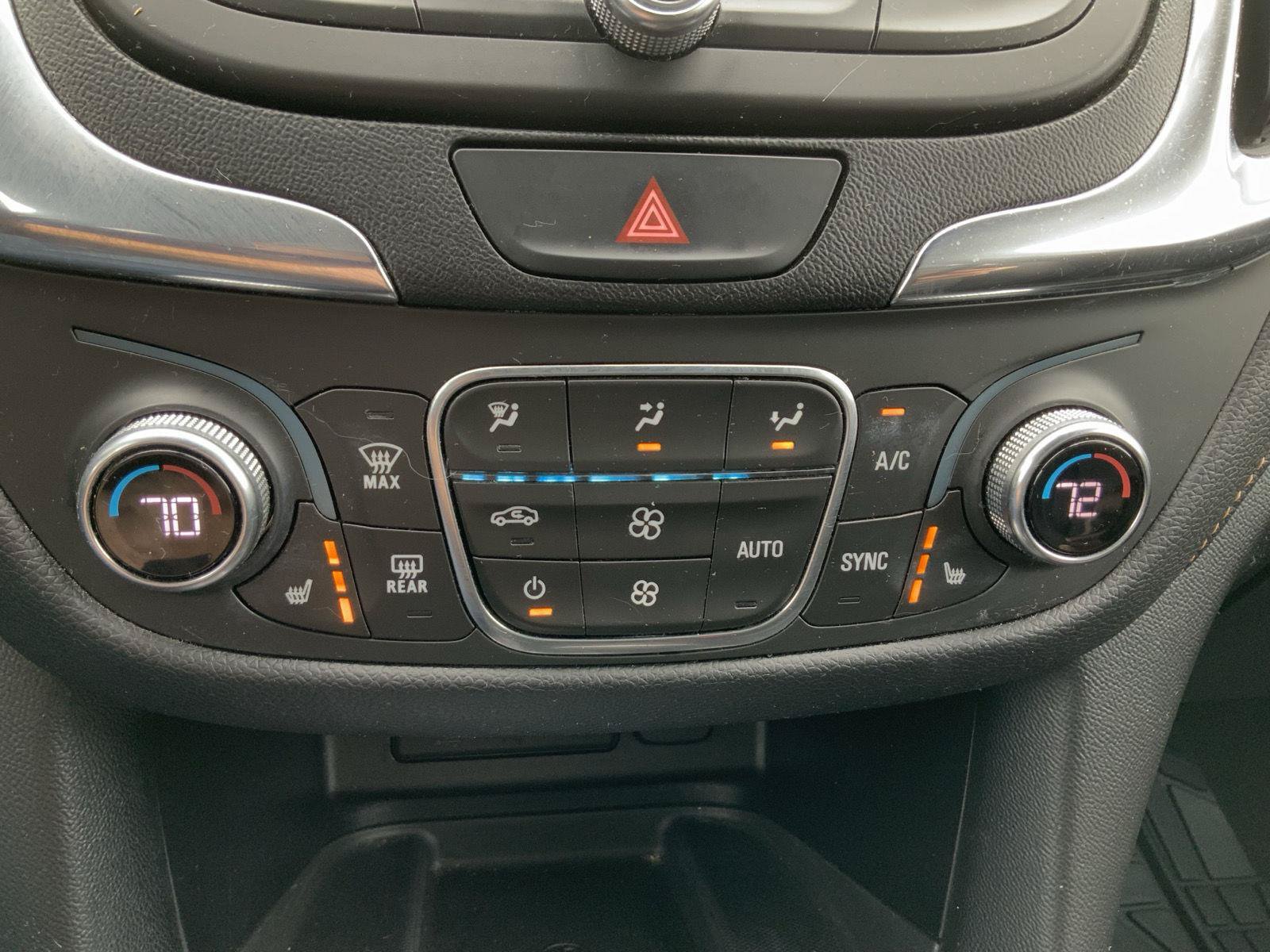 Used 2019 Chevrolet Equinox Premier AWD/4WD image 39