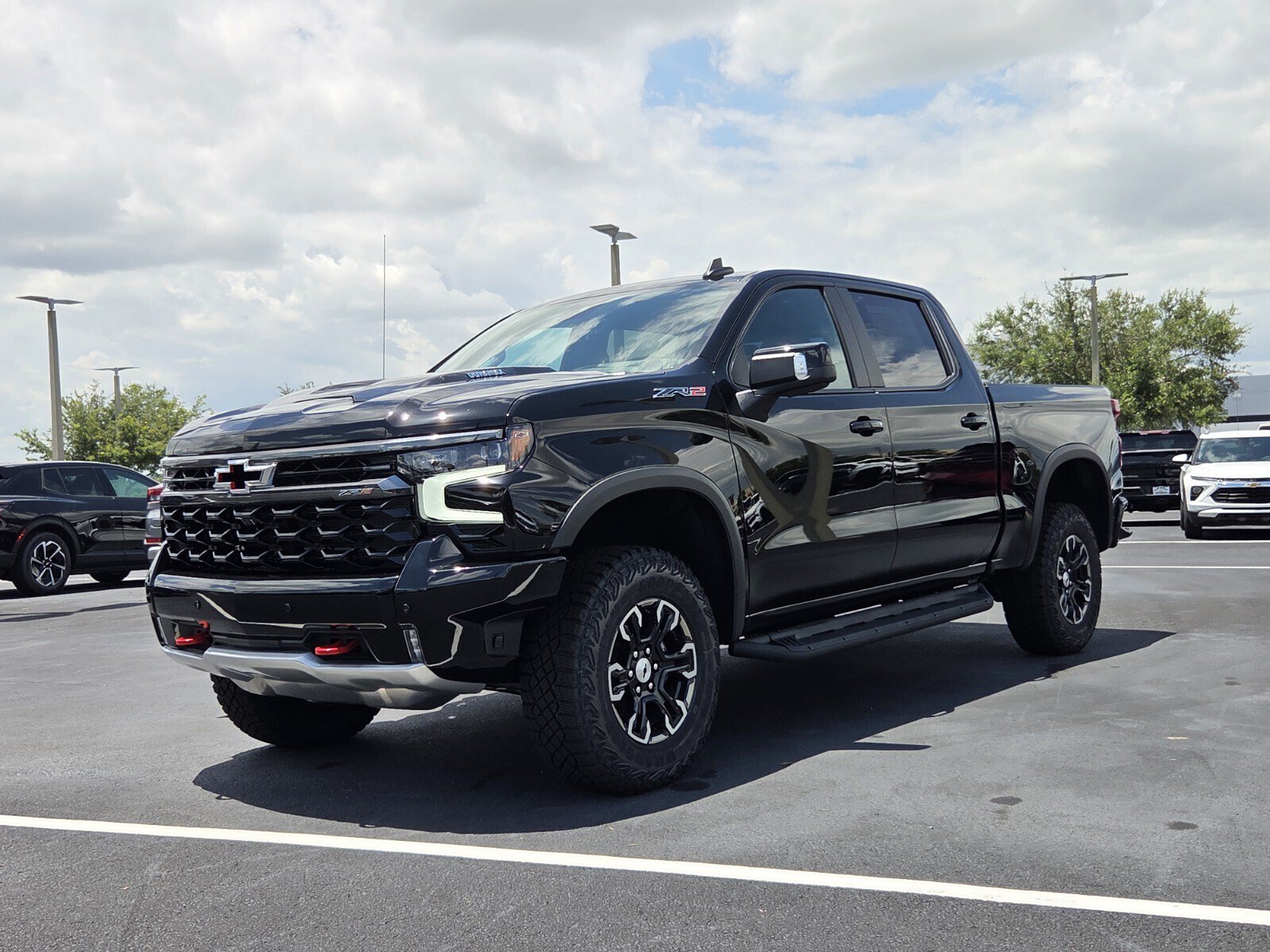 New 2026 Chevrolet Silverado 1500 ZR2 AWD/4WD image 2