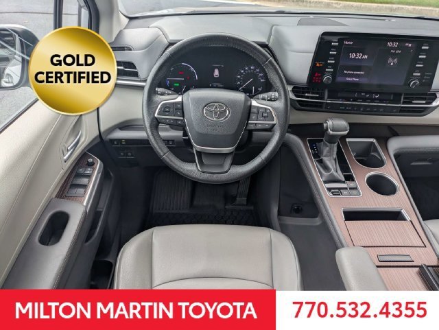 Certified 2021 Toyota Sienna XLE FWD image 19