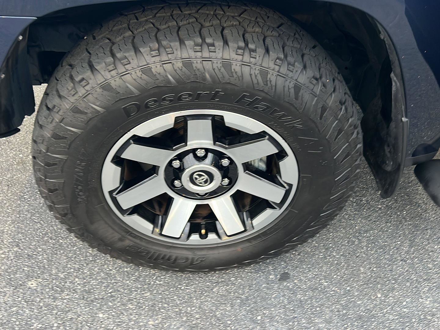 Certified 2022 Toyota 4Runner TRD Off-Road Premium w/ Moonroof Package image 39