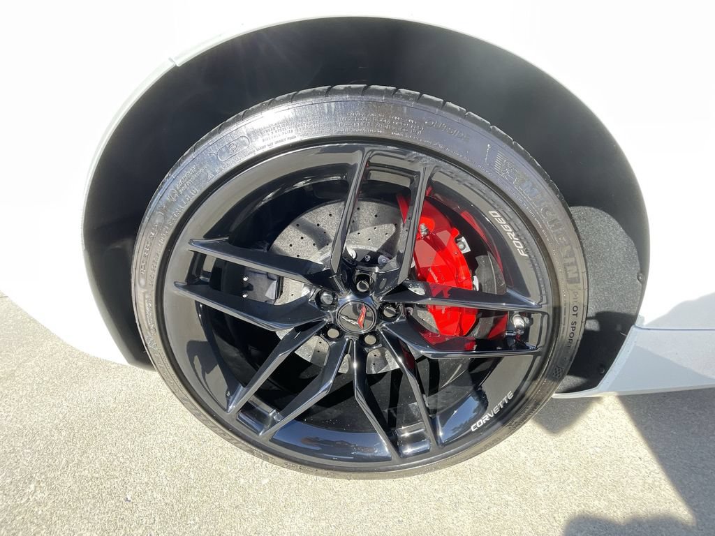 Used 2026 Chevrolet Corvette Z06 RWD image 32