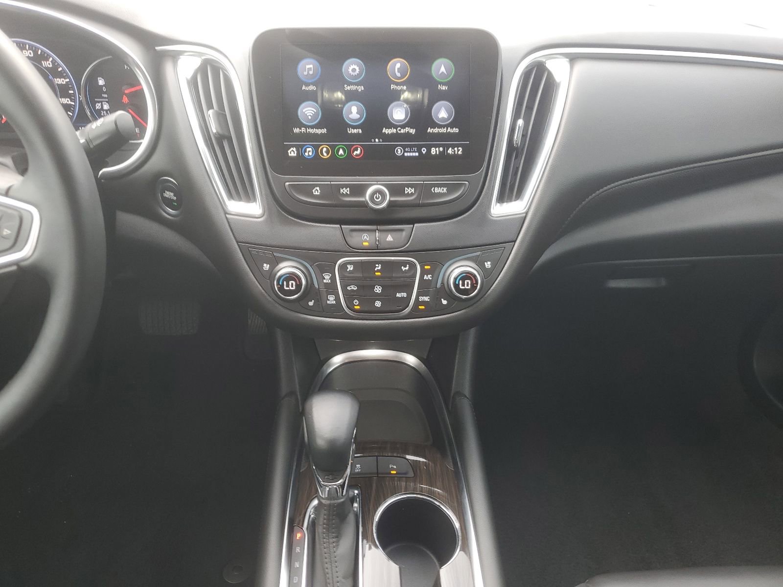 Used 2024 Chevrolet Malibu LT image 11